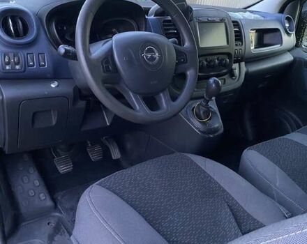 Сірий Опель Віваро, об'ємом двигуна 1.6 л та пробігом 233 тис. км за 13800 $, фото 11 на Automoto.ua