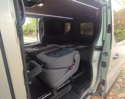 Серый Опель Виваро, объемом двигателя 1.6 л и пробегом 256 тыс. км за 17500 $, фото 9 на Automoto.ua