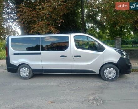 Серый Опель Виваро, объемом двигателя 1.6 л и пробегом 166 тыс. км за 19999 $, фото 4 на Automoto.ua