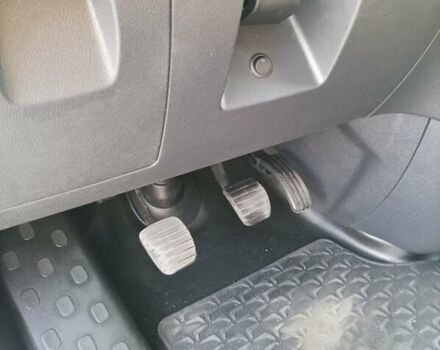 Серый Опель Виваро, объемом двигателя 1.6 л и пробегом 290 тыс. км за 22400 $, фото 32 на Automoto.ua