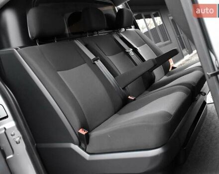 Серый Опель Виваро, объемом двигателя 2 л и пробегом 168 тыс. км за 23900 $, фото 57 на Automoto.ua