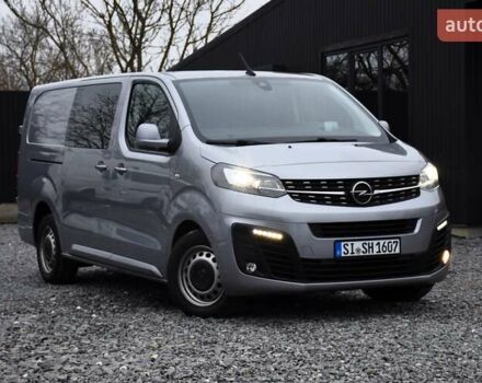 Серый Опель Виваро, объемом двигателя 2 л и пробегом 168 тыс. км за 23900 $, фото 1 на Automoto.ua
