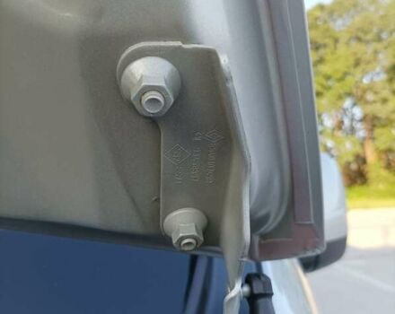 Серый Опель Виваро, объемом двигателя 1.6 л и пробегом 290 тыс. км за 22400 $, фото 39 на Automoto.ua