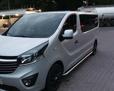 Серый Опель Виваро, объемом двигателя 1.6 л и пробегом 290 тыс. км за 22400 $, фото 1 на Automoto.ua