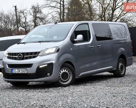 Серый Опель Виваро, объемом двигателя 2 л и пробегом 168 тыс. км за 23900 $, фото 4 на Automoto.ua