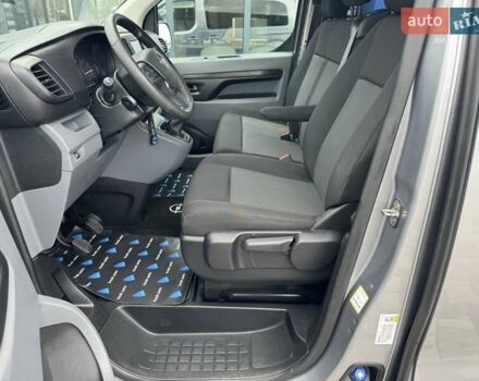 Серый Опель Виваро, объемом двигателя 2 л и пробегом 230 тыс. км за 27500 $, фото 18 на Automoto.ua