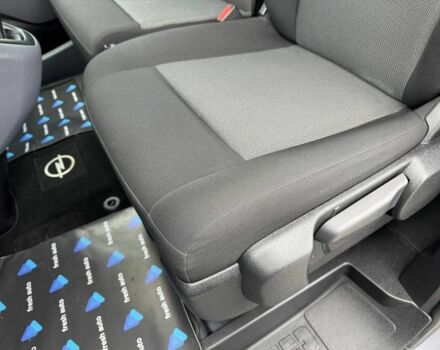 Сірий Опель Віваро, об'ємом двигуна 2 л та пробігом 230 тис. км за 27500 $, фото 17 на Automoto.ua