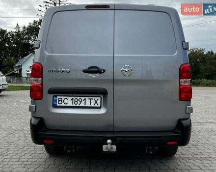 Сірий Опель Віваро, об'ємом двигуна 2 л та пробігом 204 тис. км за 22800 $, фото 6 на Automoto.ua