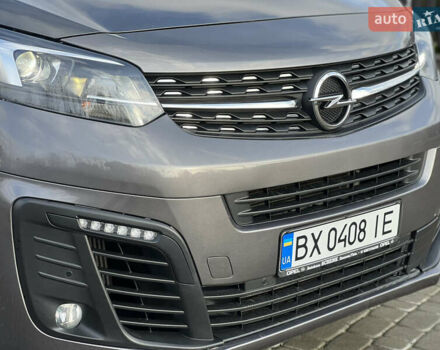Серый Опель Виваро, объемом двигателя 2 л и пробегом 246 тыс. км за 24750 $, фото 10 на Automoto.ua