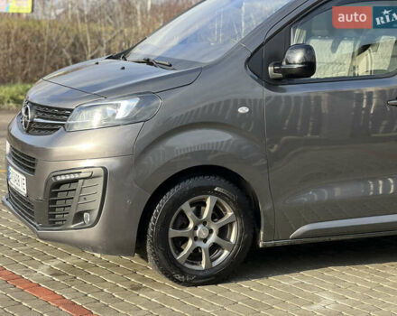 Серый Опель Виваро, объемом двигателя 2 л и пробегом 246 тыс. км за 24750 $, фото 7 на Automoto.ua