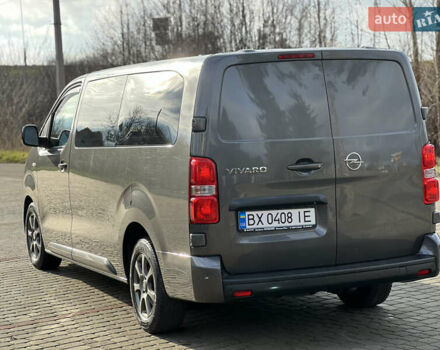 Серый Опель Виваро, объемом двигателя 2 л и пробегом 246 тыс. км за 24750 $, фото 5 на Automoto.ua