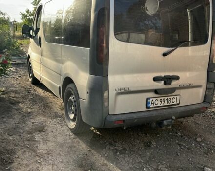 Серый Опель Виваро, объемом двигателя 1.9 л и пробегом 300 тыс. км за 6500 $, фото 5 на Automoto.ua