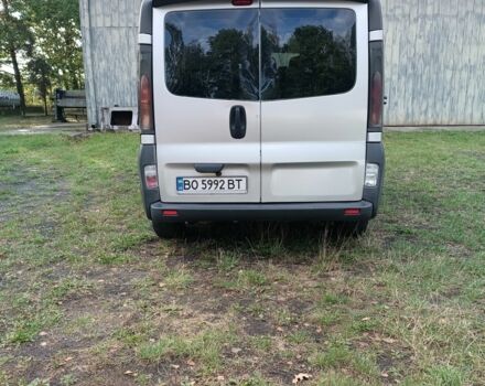Сірий Опель Віваро, об'ємом двигуна 1.9 л та пробігом 500 тис. км за 6500 $, фото 2 на Automoto.ua
