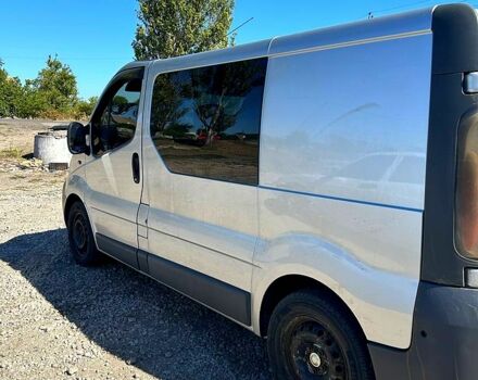 Серый Опель Виваро, объемом двигателя 1.9 л и пробегом 300 тыс. км за 6000 $, фото 2 на Automoto.ua