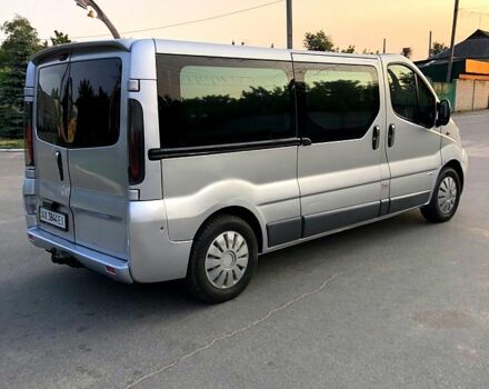 Сірий Опель Віваро, об'ємом двигуна 1.9 л та пробігом 260 тис. км за 7800 $, фото 3 на Automoto.ua