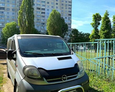 Серый Опель Виваро, объемом двигателя 2.5 л и пробегом 110 тыс. км за 6500 $, фото 1 на Automoto.ua