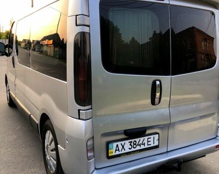 Сірий Опель Віваро, об'ємом двигуна 1.9 л та пробігом 260 тис. км за 7800 $, фото 2 на Automoto.ua