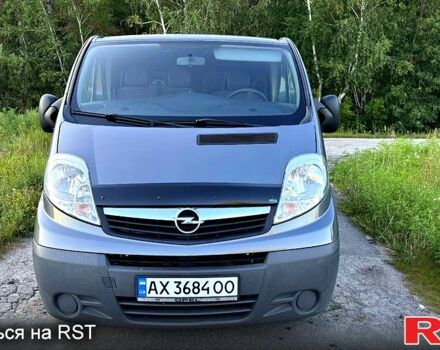 Серый Опель Виваро, объемом двигателя 2 л и пробегом 322 тыс. км за 12800 $, фото 3 на Automoto.ua