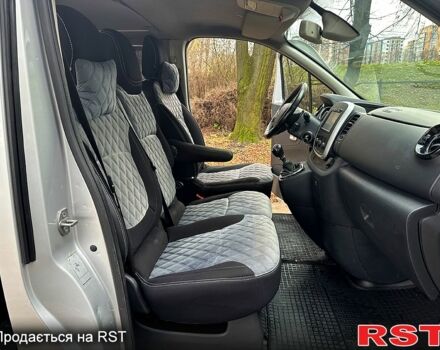 Сірий Опель Віваро, об'ємом двигуна 1.6 л та пробігом 230 тис. км за 14000 $, фото 9 на Automoto.ua