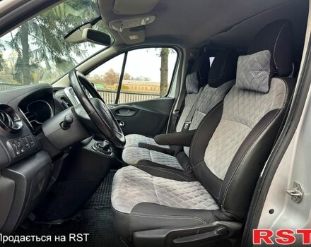 Сірий Опель Віваро, об'ємом двигуна 1.6 л та пробігом 230 тис. км за 14000 $, фото 8 на Automoto.ua