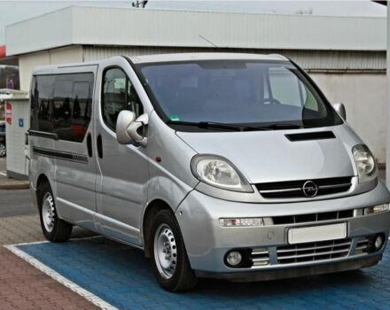 Серый Опель Виваро, объемом двигателя 0 л и пробегом 210 тыс. км за 2599 $, фото 1 на Automoto.ua