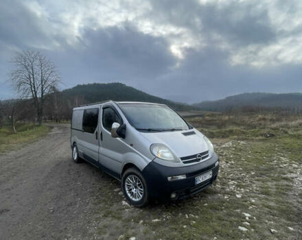 Серый Опель Виваро, объемом двигателя 2.5 л и пробегом 240 тыс. км за 7400 $, фото 1 на Automoto.ua