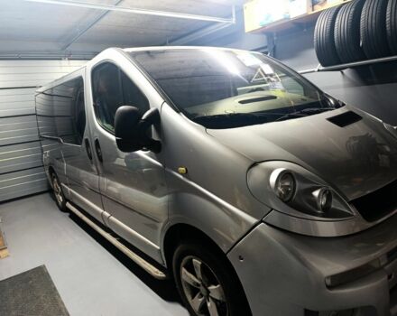 Серый Опель Виваро, объемом двигателя 1.9 л и пробегом 370 тыс. км за 6300 $, фото 1 на Automoto.ua