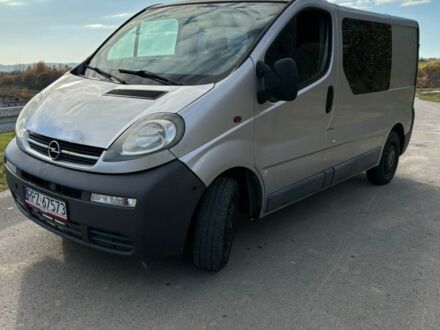 Сірий Опель Віваро, об'ємом двигуна 0 л та пробігом 370 тис. км за 3300 $, фото 1 на Automoto.ua