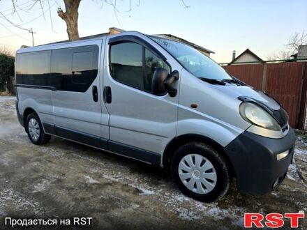 Сірий Опель Віваро, об'ємом двигуна 2.5 л та пробігом 0 тис. км за 8900 $, фото 1 на Automoto.ua