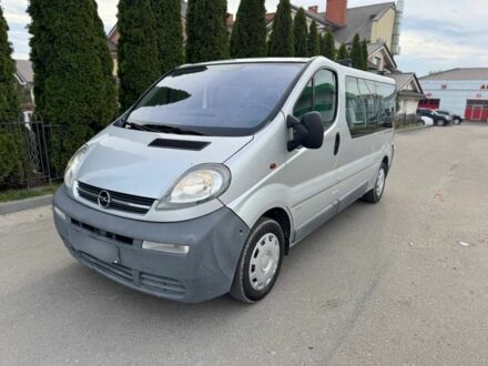 Сірий Опель Віваро, об'ємом двигуна 1.9 л та пробігом 340 тис. км за 3500 $, фото 1 на Automoto.ua