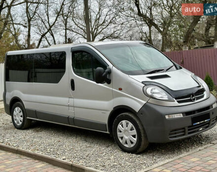 Серый Опель Виваро, объемом двигателя 1.9 л и пробегом 578 тыс. км за 10900 $, фото 1 на Automoto.ua