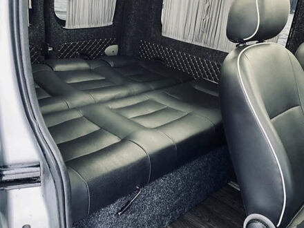 Серый Опель Виваро, объемом двигателя 1.9 л и пробегом 326 тыс. км за 10500 $, фото 1 на Automoto.ua