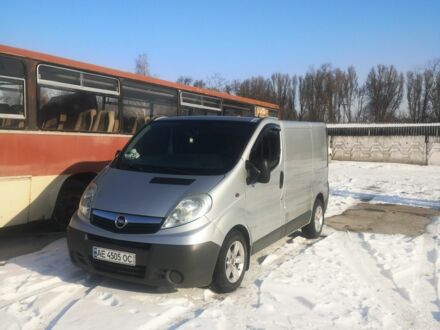 Опель Виваро 2007 в Днепре (Днепропетровске) на Automoto.ua Серый Опель Виваро, объемом двигателя 2 л и пробегом 350 тыс. км за 8000 $, фото 1 на Automoto.ua