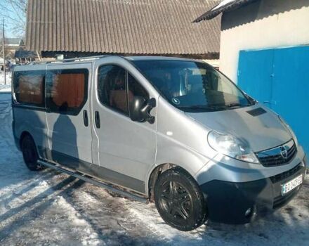 Серый Опель Виваро, объемом двигателя 2 л и пробегом 280 тыс. км за 9200 $, фото 1 на Automoto.ua