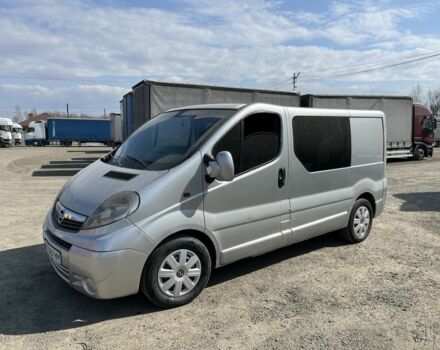 Серый Опель Виваро, объемом двигателя 2.5 л и пробегом 325 тыс. км за 7700 $, фото 1 на Automoto.ua