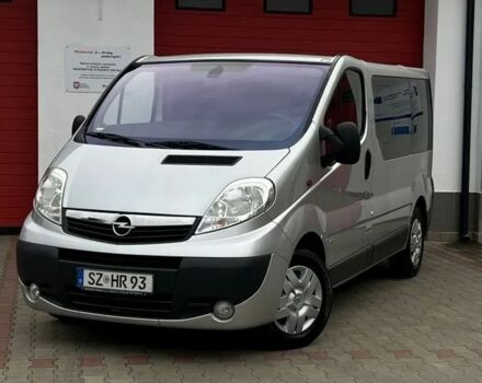 Серый Опель Виваро, объемом двигателя 2 л и пробегом 225 тыс. км за 7100 $, фото 1 на Automoto.ua