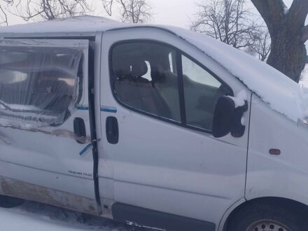 Сірий Опель Віваро, об'ємом двигуна 2 л та пробігом 2 тис. км за 3500 $, фото 1 на Automoto.ua