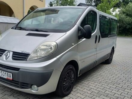 Серый Опель Виваро, объемом двигателя 2 л и пробегом 201 тыс. км за 9100 $, фото 1 на Automoto.ua