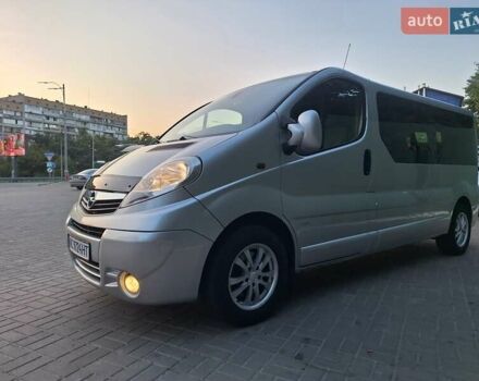 Серый Опель Виваро, объемом двигателя 2 л и пробегом 290 тыс. км за 15400 $, фото 1 на Automoto.ua
