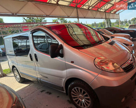 Серый Опель Виваро, объемом двигателя 2 л и пробегом 334 тыс. км за 9000 $, фото 1 на Automoto.ua