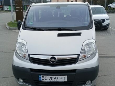 Серый Опель Виваро, объемом двигателя 2 л и пробегом 370 тыс. км за 11900 $, фото 1 на Automoto.ua