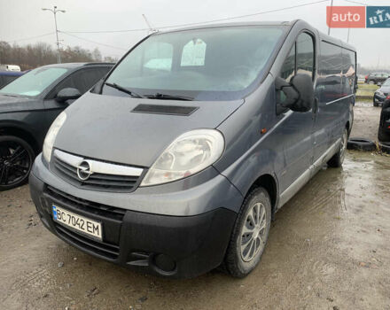 Серый Опель Виваро, объемом двигателя 2 л и пробегом 238 тыс. км за 9100 $, фото 1 на Automoto.ua