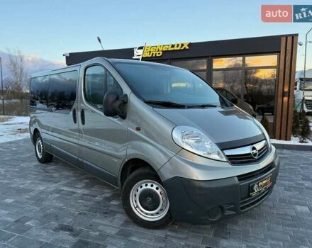 Сірий Опель Віваро, об'ємом двигуна 2 л та пробігом 227 тис. км за 14999 $, фото 1 на Automoto.ua