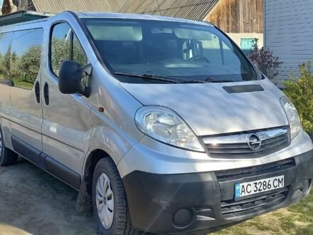 Опель Виваро 2013 в Сарнах на Automoto.ua Серый Опель Виваро, объемом двигателя 2 л и пробегом 278 тыс. км за 12300 $, фото 1 на Automoto.ua