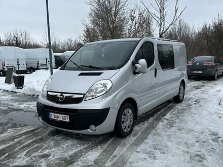 Серый Опель Виваро, объемом двигателя 2 л и пробегом 225 тыс. км за 15500 $, фото 1 на Automoto.ua