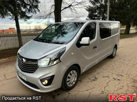 Серый Опель Виваро, объемом двигателя 1.6 л и пробегом 230 тыс. км за 14000 $, фото 1 на Automoto.ua