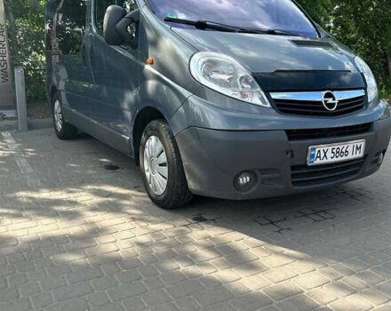 Сірий Опель Віваро, об'ємом двигуна 2 л та пробігом 392 тис. км за 12300 $, фото 1 на Automoto.ua