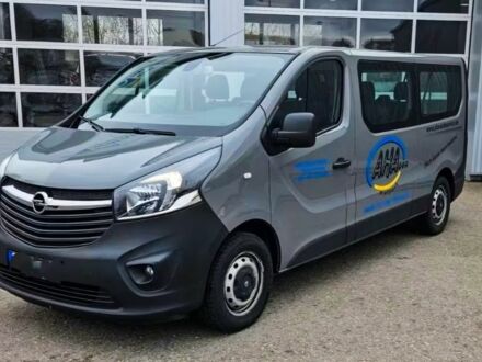 Сірий Опель Віваро, об'ємом двигуна 0 л та пробігом 370 тис. км за 2000 $, фото 1 на Automoto.ua