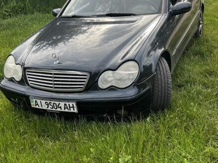 Серый Опель Виваро, объемом двигателя 0 л и пробегом 205 тыс. км за 16882 $, фото 1 на Automoto.ua