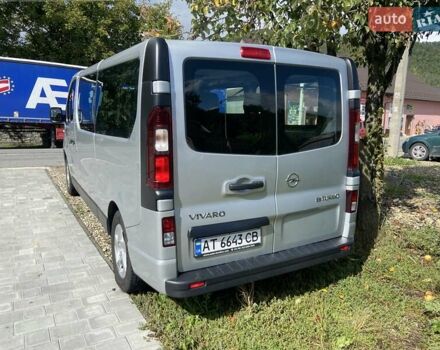 Сірий Опель Віваро, об'ємом двигуна 1.6 л та пробігом 158 тис. км за 18000 $, фото 1 на Automoto.ua